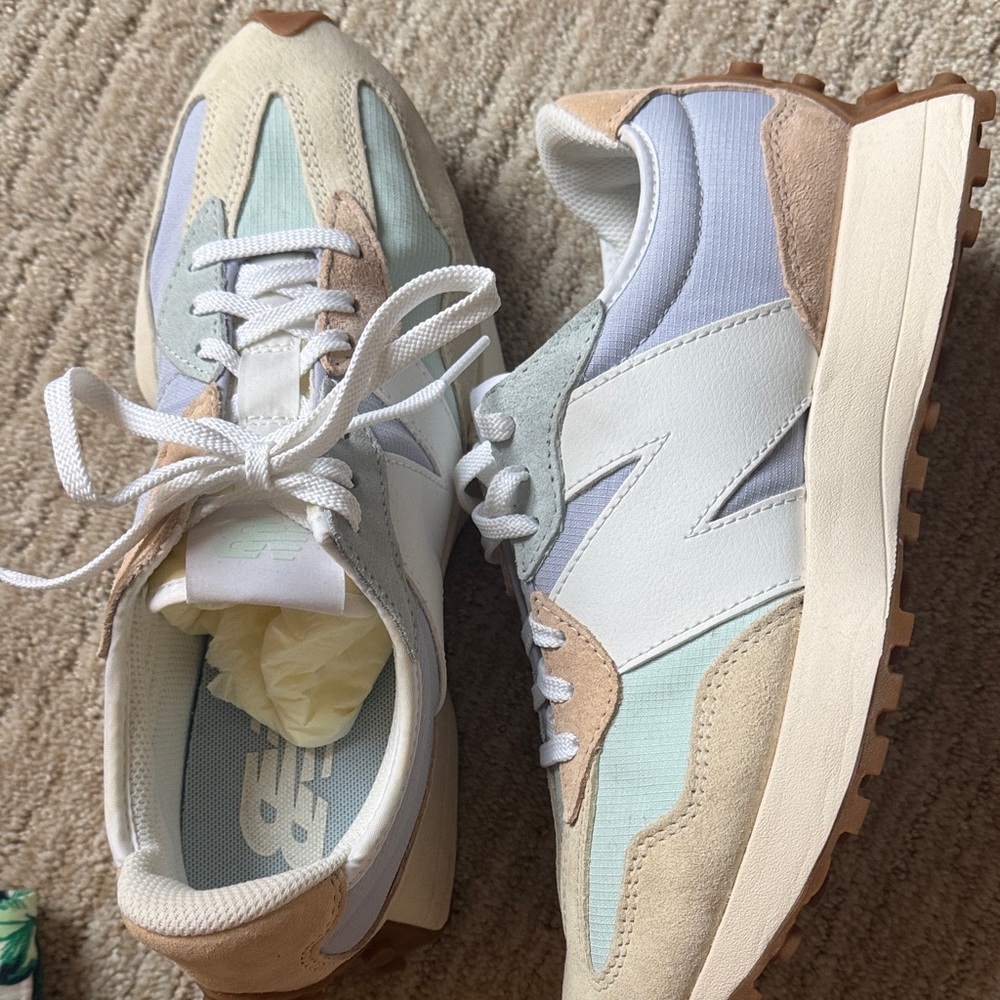 New Balance Women's Cream and Blue Sneakers - Picture 3 of 5